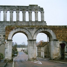 Autun porte