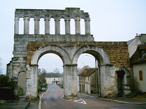 Autun porte