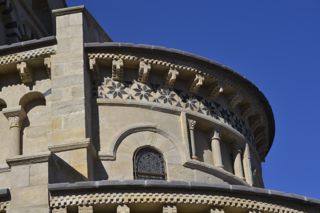 auvergne romanes